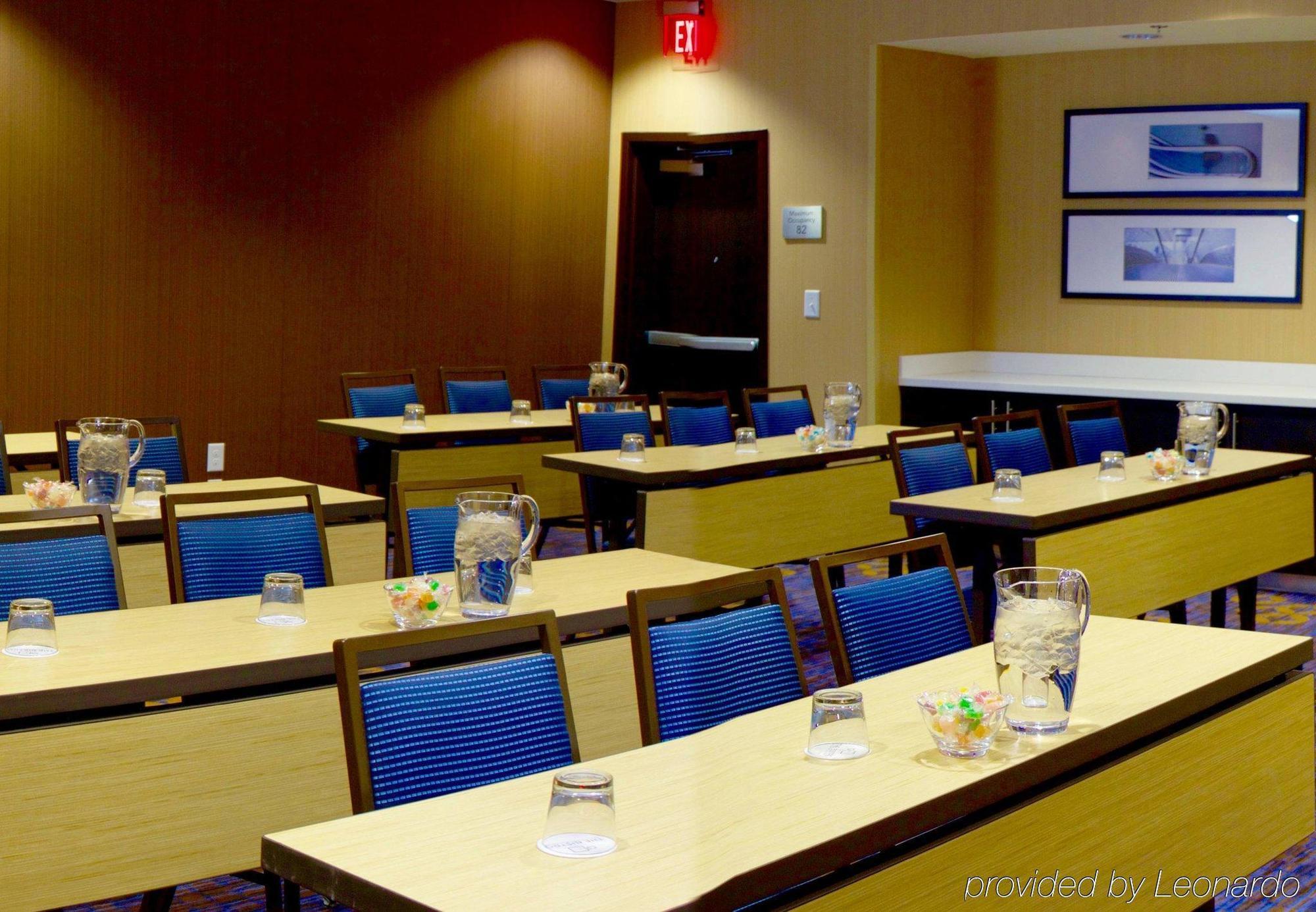 Courtyard By Marriott Asheville Airport Hotel Fletcher